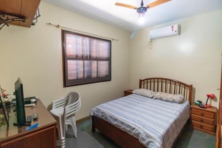 Casa de condomínio à venda com 456m², 6 quartos e 5 vagas Casa de condomínio à venda com 456m², 6 quartos e 5 vagasCasa 2 Suíte 1