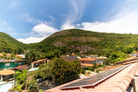 Casa de condomínio à venda com 456m², 6 quartos e 5 vagas Casa de condomínio à venda com 456m², 6 quartos e 5 vagasVista