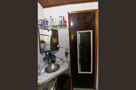 Casa de condomínio à venda com 456m², 6 quartos e 5 vagas Casa de condomínio à venda com 456m², 6 quartos e 5 vagasBanheiro da Suíte 1