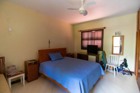 Casa de condomínio à venda com 456m², 6 quartos e 5 vagas Casa de condomínio à venda com 456m², 6 quartos e 5 vagasCasa 2 Suíte 3