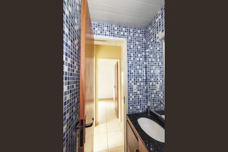 Apartamento para alugar com 60m², 2 quartos e sem vagaBanheiro