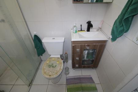 Casa de condomínio à venda com 90m², 2 quartos e 2 vagasBanheiro 