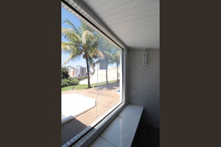 Casa à venda com 370m², 5 quartos e 8 vagasÁrea Externa