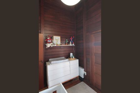 Casa à venda com 370m², 5 quartos e 8 vagasQuarto 3