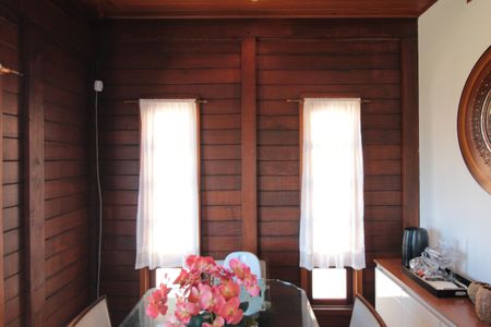 Casa à venda com 370m², 5 quartos e 8 vagasCopa