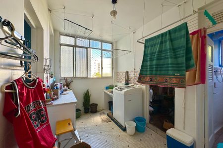 Apartamento à venda com 230m², 4 quartos e sem vagaÁrea de Serviço