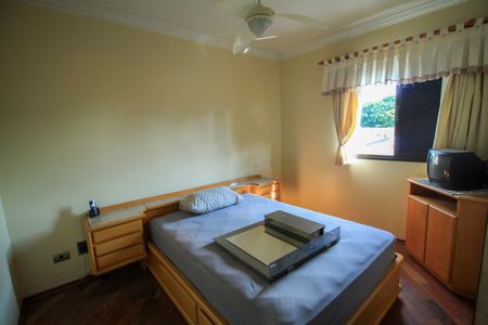 Apartamento à venda com 124m², 4 quartos e 1 vagaQuarto 1