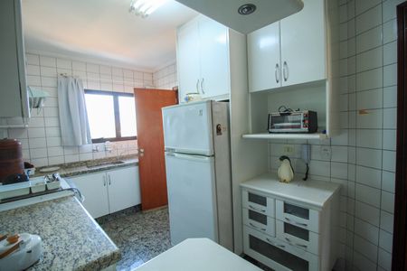 Apartamento à venda com 124m², 4 quartos e 1 vagaCozinha