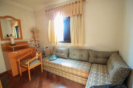 Apartamento à venda com 124m², 4 quartos e 1 vagaQuarto 2