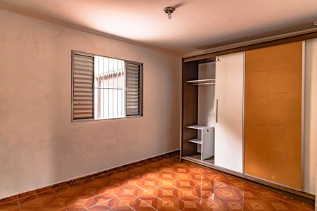 Casa para alugar com 150m², 3 quartos e 2 vagas Casa para alugar com 150m², 3 quartos e 2 vagasQuarto