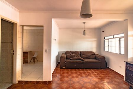 Casa para alugar com 150m², 3 quartos e 2 vagas Casa para alugar com 150m², 3 quartos e 2 vagasSala