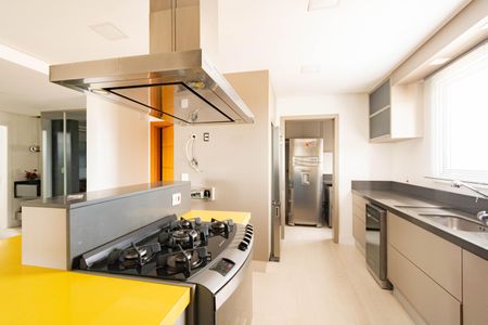 Apartamento à venda com 153m², 2 quartos e 2 vagasCozinha