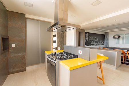 Apartamento à venda com 153m², 2 quartos e 2 vagasCozinha