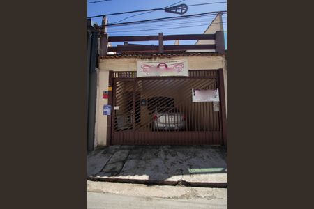 Casa à venda com 180m², 2 quartos e 2 vagasFachada 