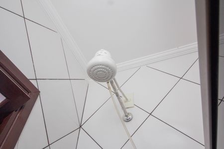 Casa à venda com 180m², 2 quartos e 2 vagasBanheiro da Suíte 2