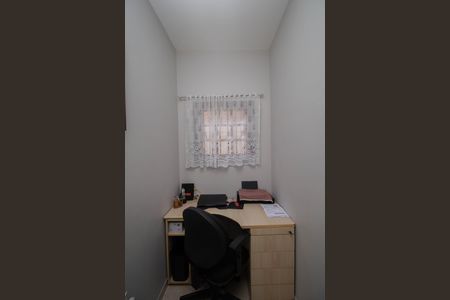 Casa à venda com 180m², 2 quartos e 2 vagasQuarto 3