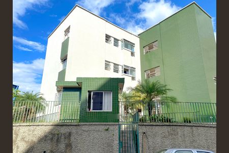 Apartamento à venda com 67m², 3 quartos e 1 vaga Apartamento à venda com 67m², 3 quartos e 1 vagaFachada