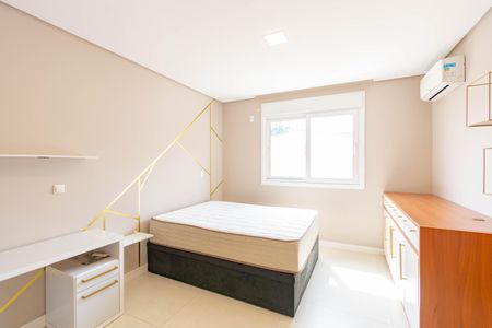 Apartamento à venda com 199m², 3 quartos e 2 vagas Apartamento à venda com 199m², 3 quartos e 2 vagasQuarto 2