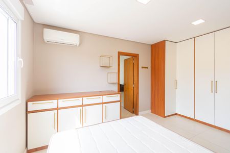 Apartamento à venda com 199m², 3 quartos e 2 vagas Apartamento à venda com 199m², 3 quartos e 2 vagasQuarto 2