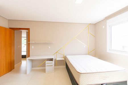 Apartamento à venda com 199m², 3 quartos e 2 vagas Apartamento à venda com 199m², 3 quartos e 2 vagasQuarto 2