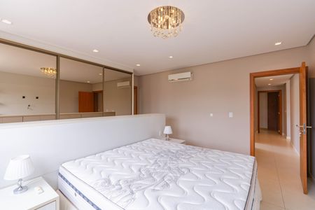 Apartamento à venda com 199m², 3 quartos e 2 vagas Apartamento à venda com 199m², 3 quartos e 2 vagasQuarto 1