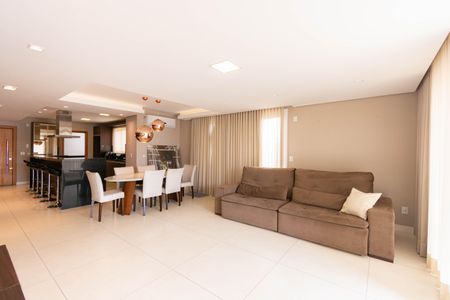 Apartamento à venda com 199m², 3 quartos e 2 vagas Apartamento à venda com 199m², 3 quartos e 2 vagasSala