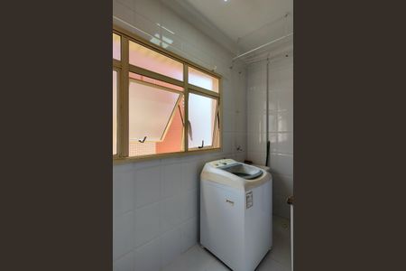 Apartamento para alugar com 90m², 3 quartos e 1 vagaÁrea de Serviço