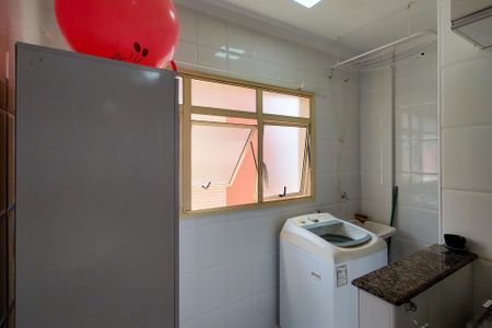 Apartamento para alugar com 90m², 3 quartos e 1 vagaÁrea de Serviço