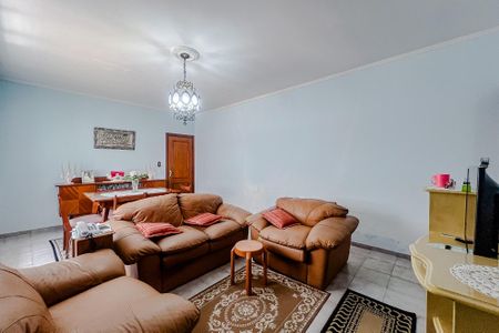Casa à venda com 150m², 1 quarto e 2 vagasSala