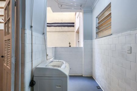 Apartamento para alugar com 128m², 3 quartos e 1 vagaÁrea de Serviço 