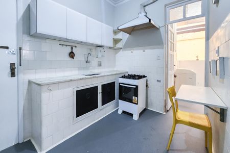 Apartamento para alugar com 128m², 3 quartos e 1 vagaCozinha