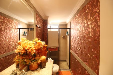 Apartamento à venda com 280m², 4 quartos e 4 vagasBanheiro