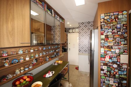 Apartamento à venda com 280m², 4 quartos e 4 vagasCozinha