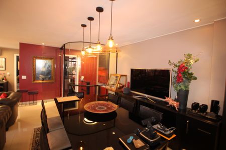 Apartamento à venda com 280m², 4 quartos e 4 vagasCopa