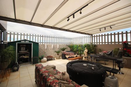 Apartamento à venda com 280m², 4 quartos e 4 vagasSala