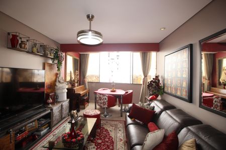 Apartamento à venda com 280m², 4 quartos e 4 vagasSala