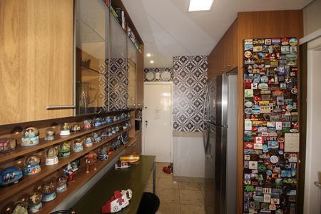 Apartamento à venda com 280m², 4 quartos e 4 vagasCozinha