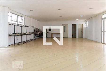 Apartamento à venda com 80m², 2 quartos e sem vagaÁrea comum - Salão de festas
