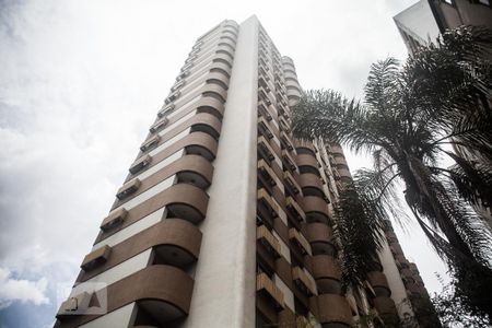 Apartamento à venda com 80m², 2 quartos e sem vagaFachada