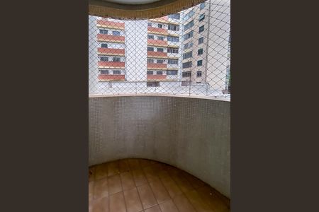 Apartamento à venda com 80m², 2 quartos e sem vagaVaranda Suíte