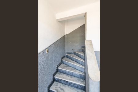 Apartamento para alugar com 48m², 1 quarto e sem vaga Apartamento para alugar com 48m², 1 quarto e sem vagaÁrea comum - Escada