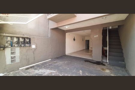 Casa para alugar com 48m², 2 quartos e 1 vaga Casa para alugar com 48m², 2 quartos e 1 vagaGaragem