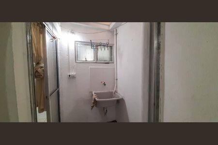 Casa para alugar com 48m², 2 quartos e 1 vaga Casa para alugar com 48m², 2 quartos e 1 vagaÁrea de Serviço
