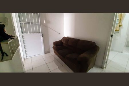 Casa para alugar com 48m², 2 quartos e 1 vaga Casa para alugar com 48m², 2 quartos e 1 vagaSala