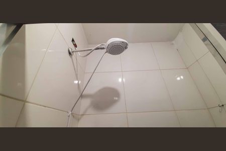 Casa para alugar com 48m², 2 quartos e 1 vaga Casa para alugar com 48m², 2 quartos e 1 vagaBanheiro
