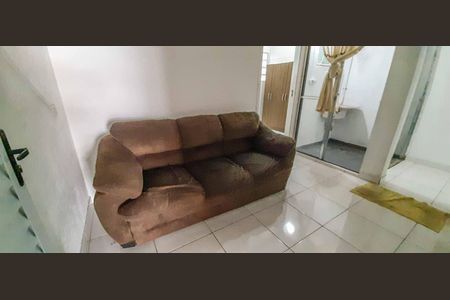 Casa para alugar com 48m², 2 quartos e 1 vaga Casa para alugar com 48m², 2 quartos e 1 vagaSala
