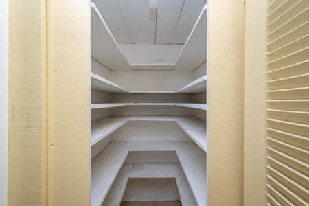 Casa à venda com 180m², 3 quartos e 2 vagasDespensa