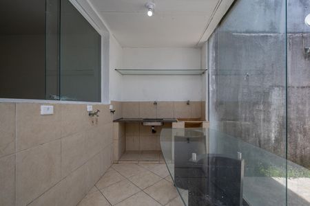 Casa à venda com 180m², 3 quartos e 2 vagasÁrea de Serviço