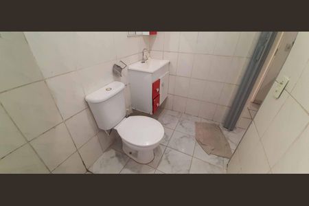 Casa para alugar com 50m², 2 quartos e 1 vaga Casa para alugar com 50m², 2 quartos e 1 vagaBanheiro da Suíte