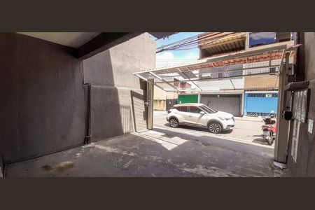 Casa para alugar com 50m², 2 quartos e 1 vaga Casa para alugar com 50m², 2 quartos e 1 vagaGaragem
